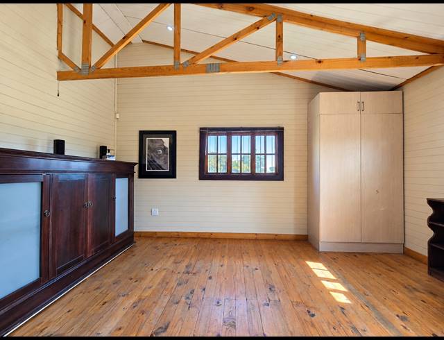 19,348M² SMALLHOLDING FOR SALE IN DE DEUR